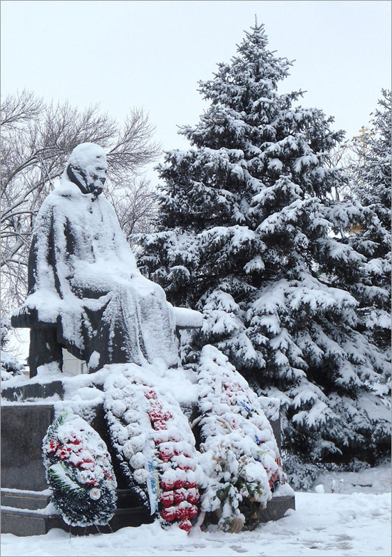 Кубань, Тимашевск, монумент "Мать"