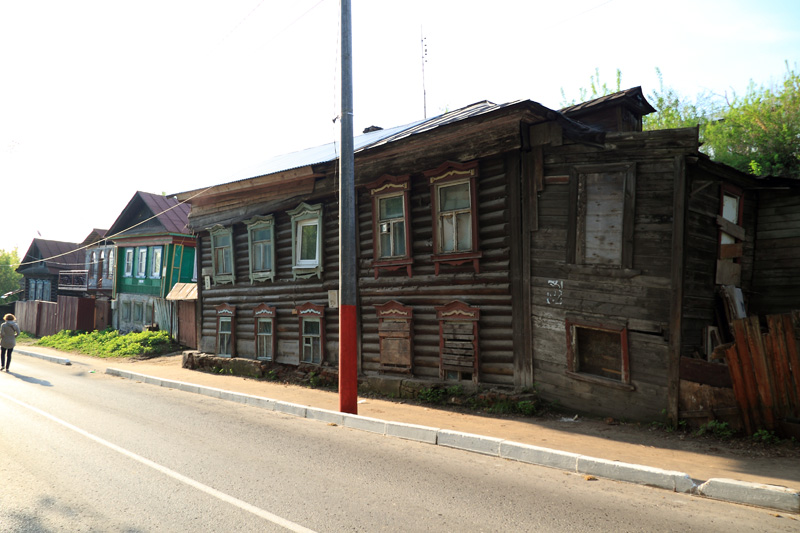 Муром, старинные деревянные дома по Октябрьской улице