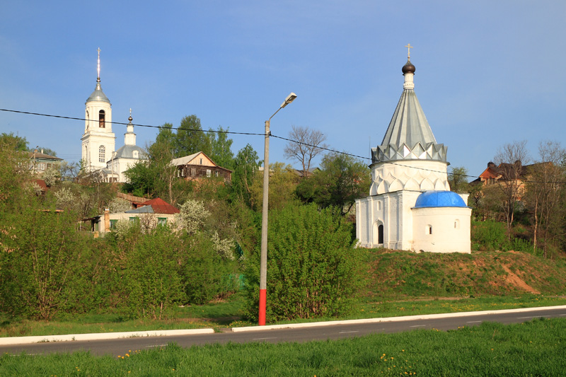 Муром, Смоленская церковь и церковь Косьмы и Дамиана