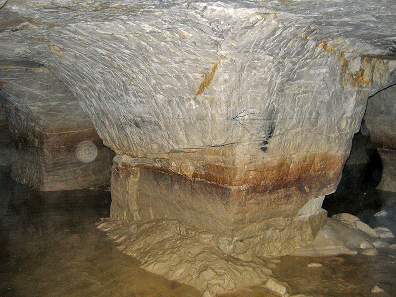 Танечкина пещера, Старая Ладога