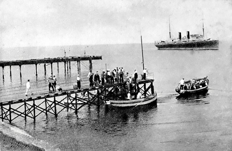 Морской порт Сочи, старое фото